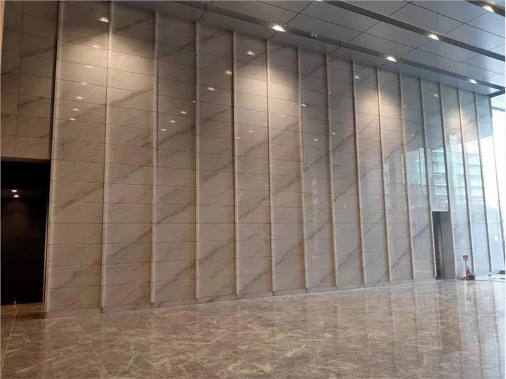 Vnútorné podlahové a stenové dlaždice