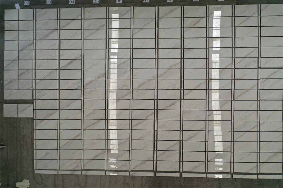 Guangxi white residential wall (2)